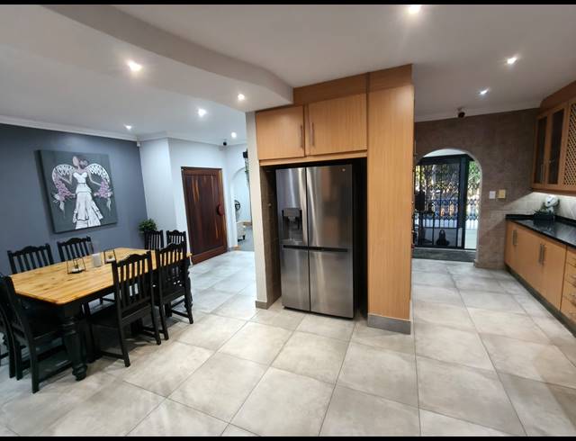 4 BEDROOM HOUSE FOR SALE IN CASHAN